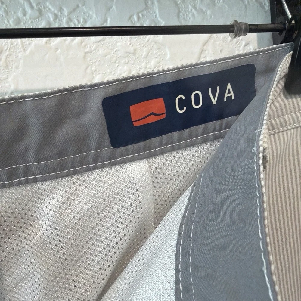Cova Men's Shirts Pinstripe Stretch Athletic Material Size 38